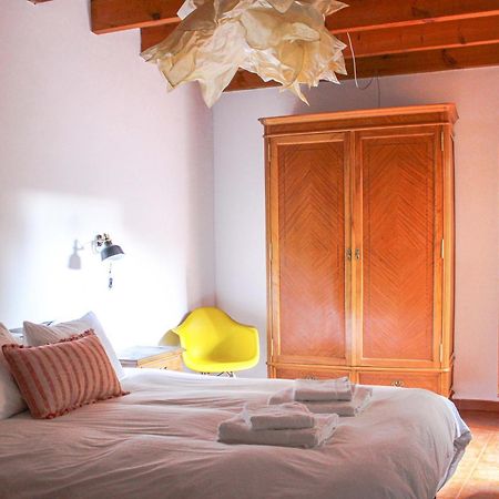 El 8 De Serranos - Bajo - Casa Con Garaje Leão Exterior foto