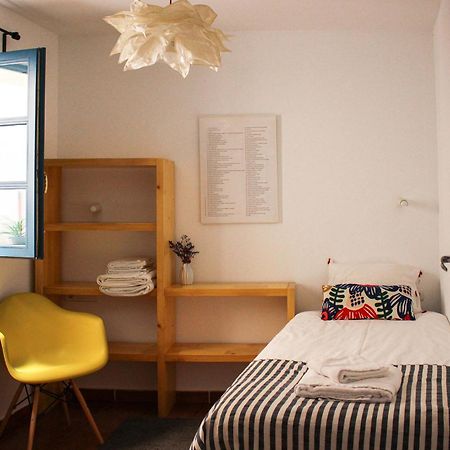El 8 De Serranos - Bajo - Casa Con Garaje Leão Exterior foto